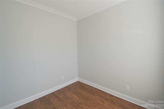 Foto del edificio - 374 Halton Crossing Dr SW