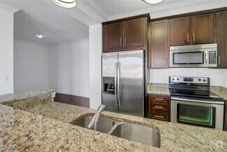 Building Photo - 23191 Fashion Dr