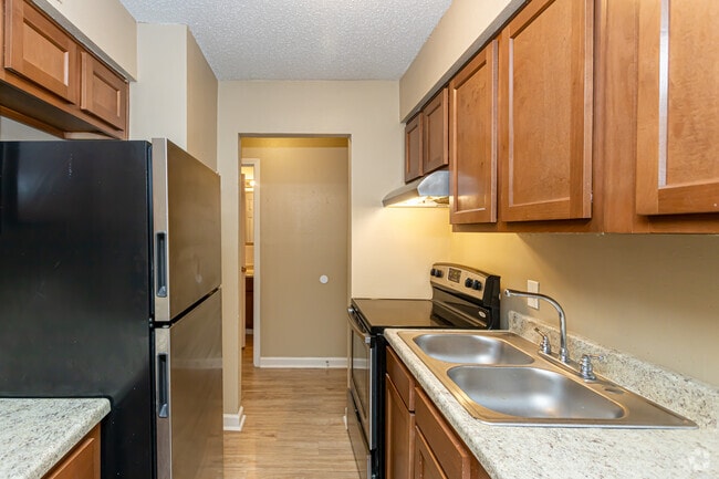 2BR, 1BA - 876SF - Avalon Apartment Homes