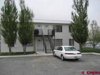 Foto principal - 935-939 Camillo Ct