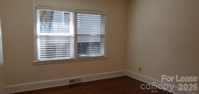 Foto del edificio - 2019 Kenilworth Ave