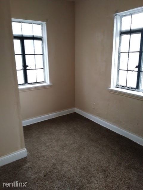 Foto del edificio - 8590 Indiana St