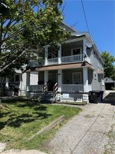Building Photo - 3327 W 88th St