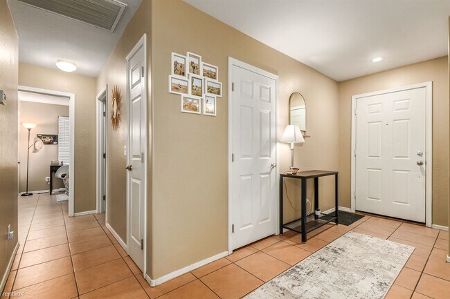 Foto del edificio - 3 br, 2 bath House - 2213 South 65th Drive