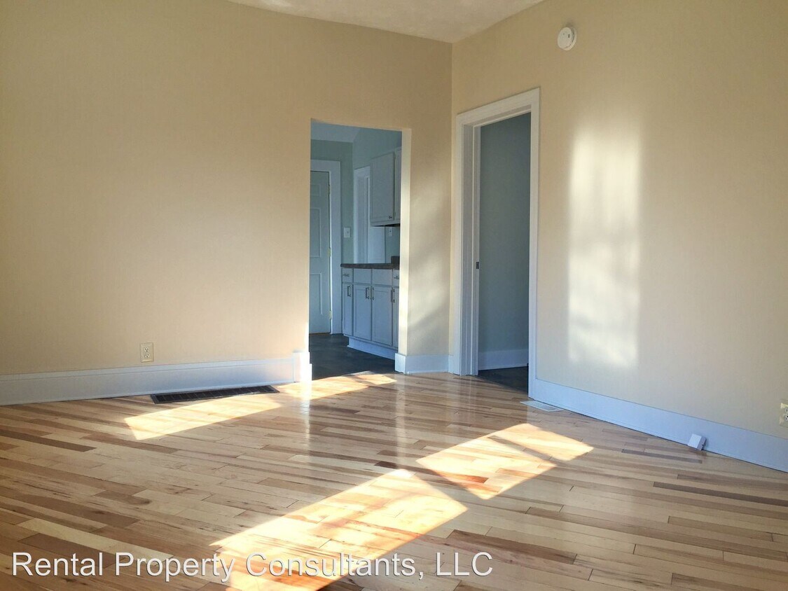 439 More St NE, Grand Rapids, MI 49503 Apartment for Rent in Grand