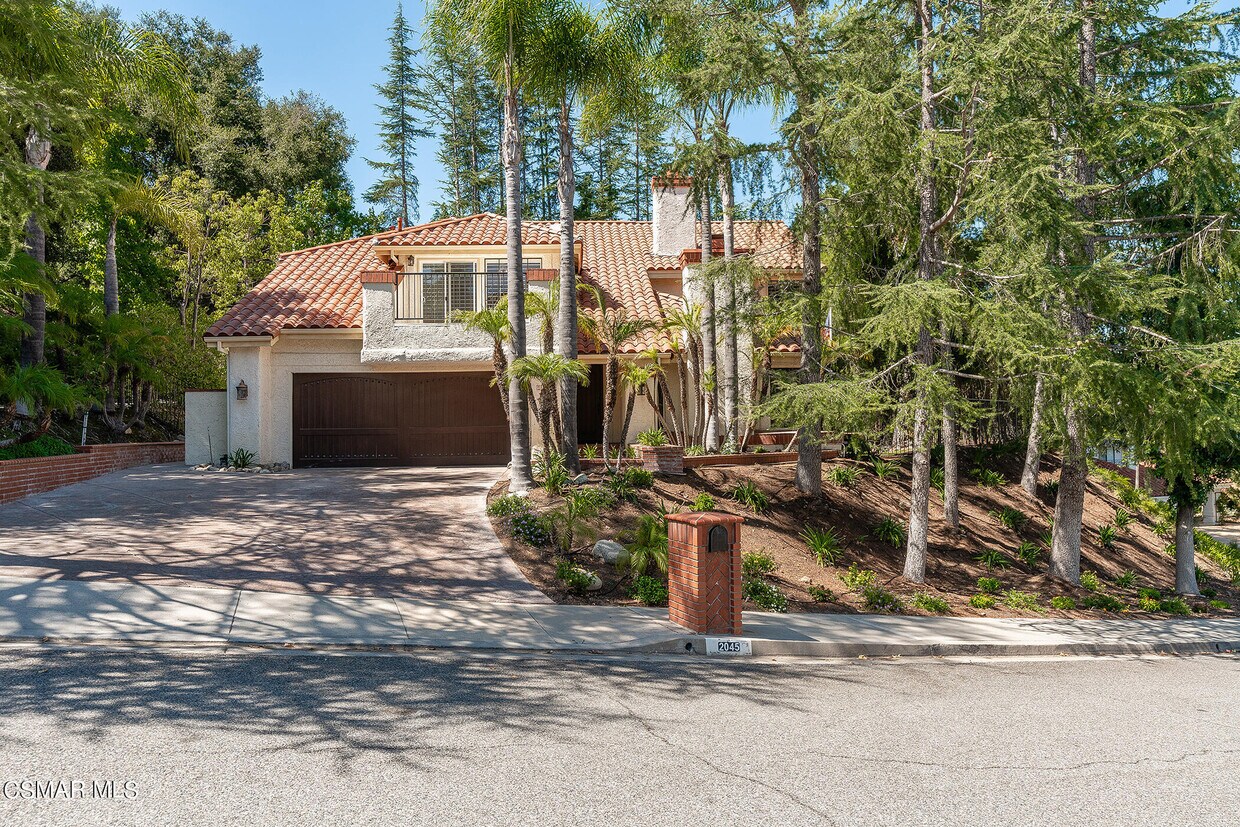 Foto principal - 2045 Glastonbury Rd