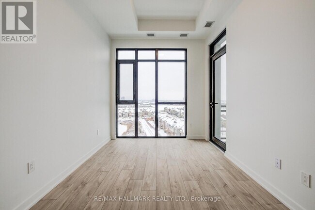 Photo du bâtiment - 720 Whitlock Ave