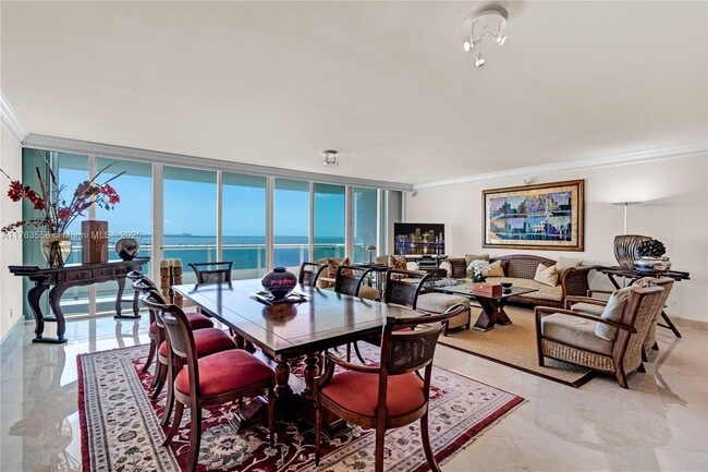 Foto del edificio - 1643 Brickell Ave