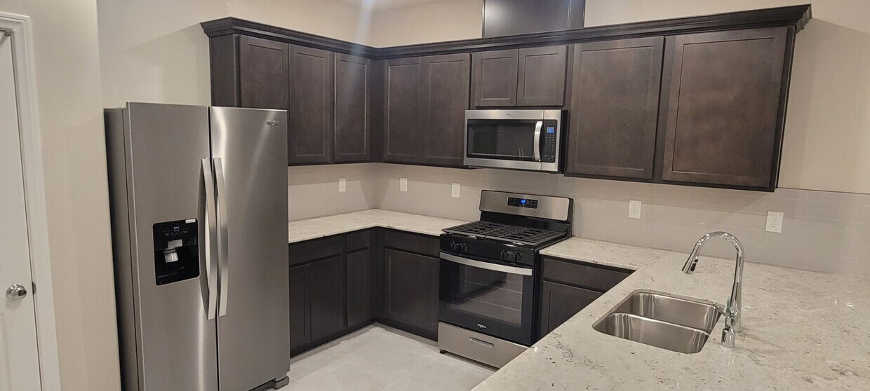 Foto del edificio - Bright & Spacious 3-Bedroom Home in Inspirada