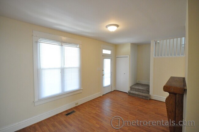 Living room - 1316 Parsons Ave