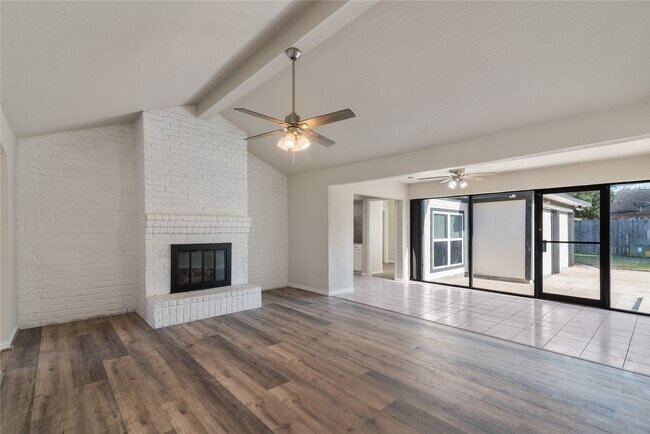 Building Photo - 22115 Fincastle Dr