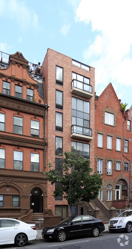 Foto del edificio - 2066 5th Ave