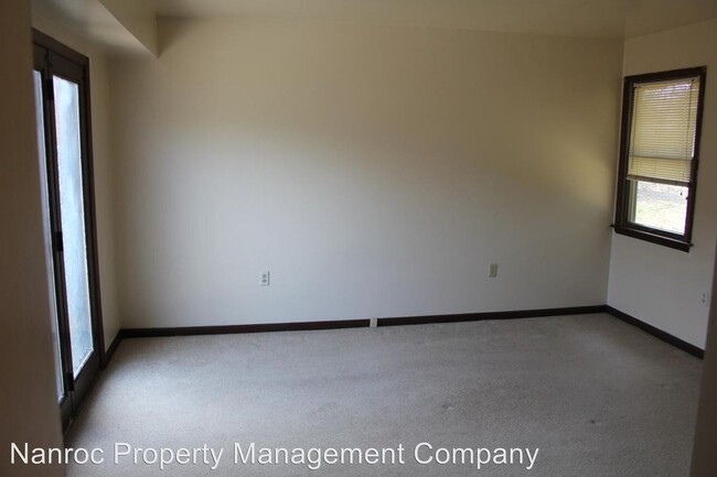 Building Photo - 1055-1099 Nanroc Dr