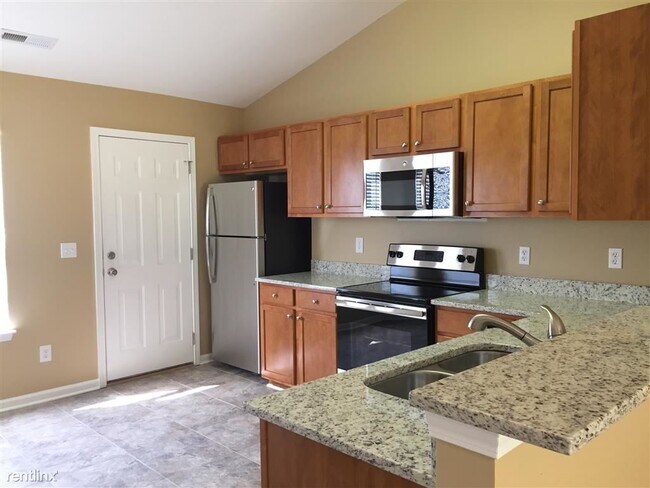 Building Photo - 3 br, 2 bath House - 3644 Thornaby Circle