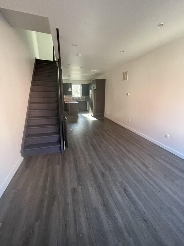 Foto del edificio - 1426 W Cumberland St