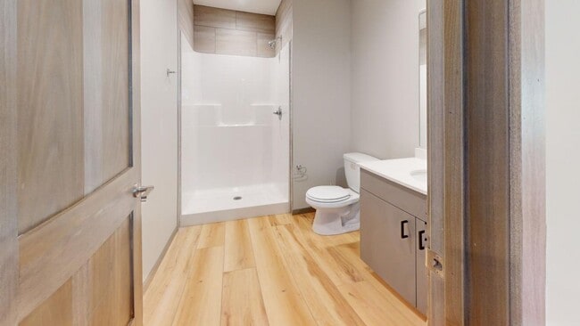Foto del edificio - 718 13th Ave SE