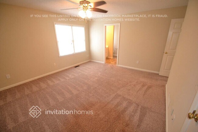 Foto del edificio - 4902 Muirwood Dr