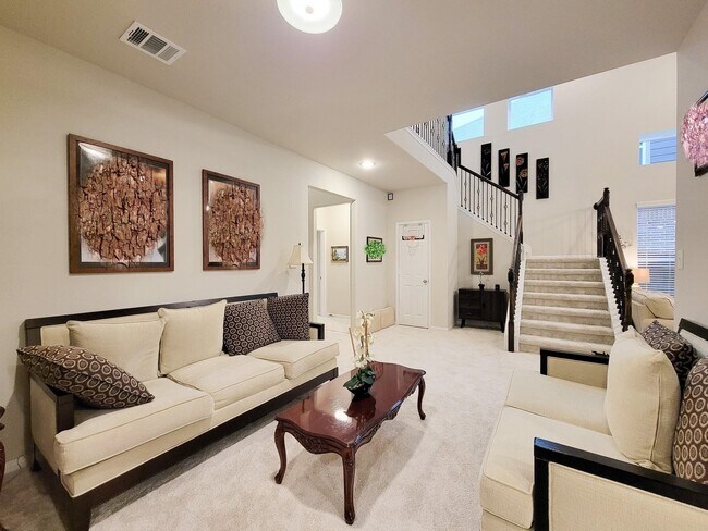 Foto del edificio - 4535 Medrano Trl