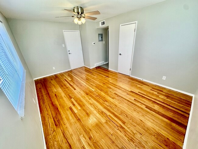 Foto del edificio - 6265-75 Gravois Ave