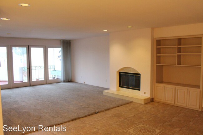 Building Photo - 2 br, 2.5 bath House - 727 Piney Way