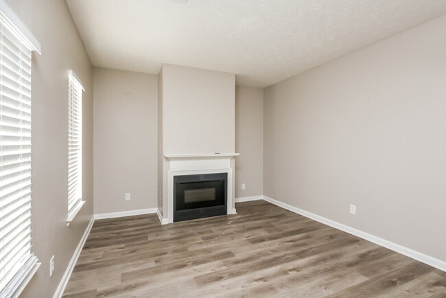 Foto del edificio - 5875 Bellingrath Way