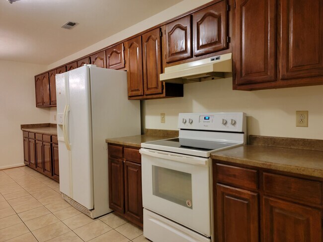 Building Photo - 1164 Eagle Way