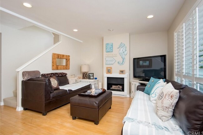 Building Photo - 8 Seascape Dr
