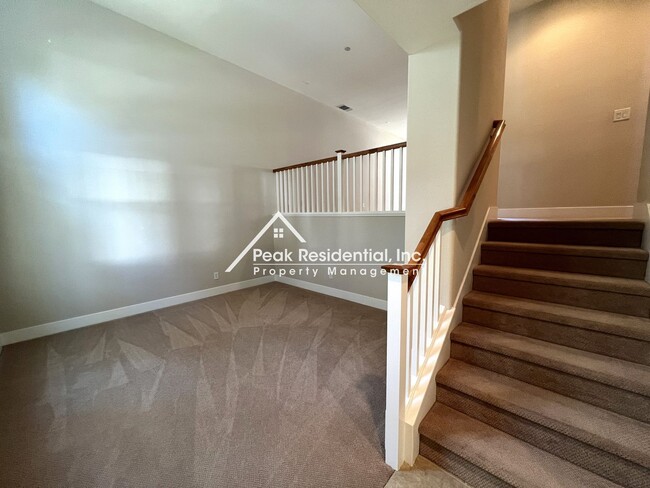 Foto del edificio - Wonderful 3bd/2.5ba Townhome-Great Location!