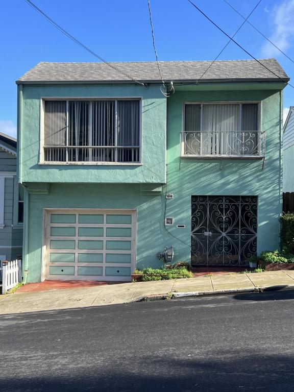 Foto principal - 363 Wellington Ave