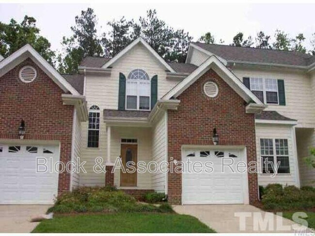 Building Photo - 114 Brush Stream Dr