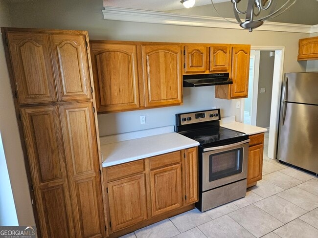 Building Photo - 189 E Lakemont Dr