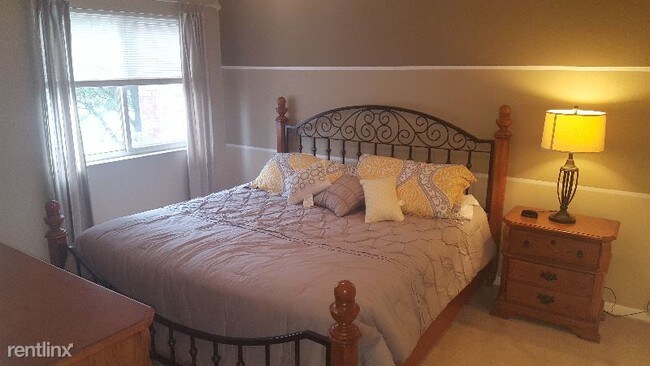 Building Photo - 2 br, 2 bath Condo - 31 Rio Grande Dr.