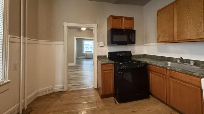 Foto del edificio - 1456 N 56th St