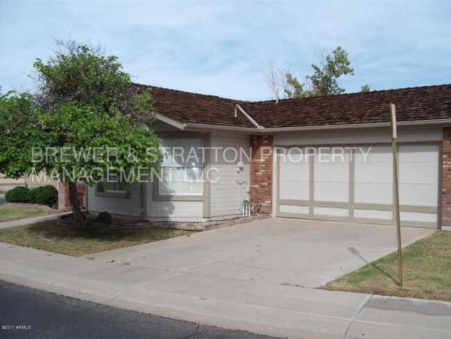 Building Photo - 1616 N Alta Mesa Dr