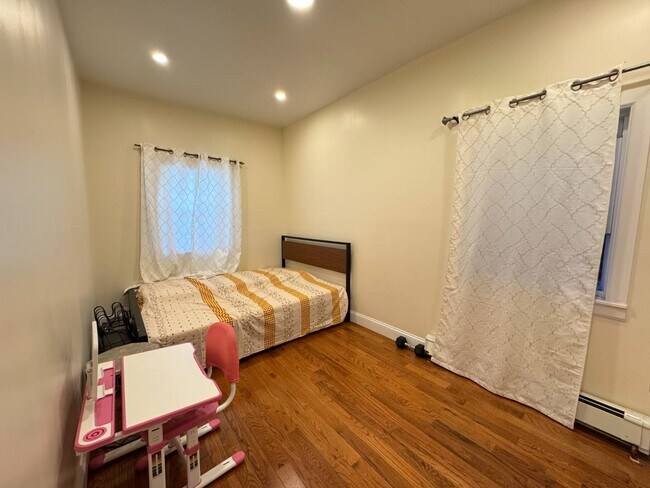 Foto del edificio - 2163 Quimby Ave