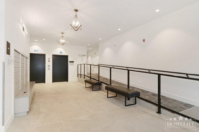 Photo du bâtiment - Brand New Top Floor 1 Bedroom Condo for Rent at City Corners in Surrey