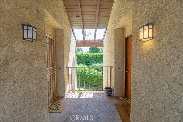 Foto del edificio - 1365 Crafton Ave