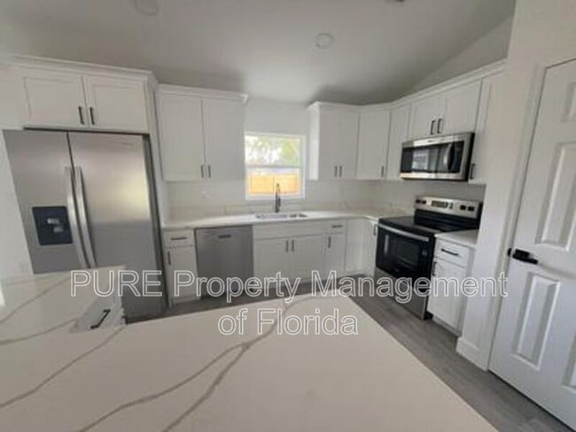 Building Photo - 5787 NW 62nd Ave