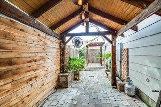 Building Photo - 6109 Stillman St