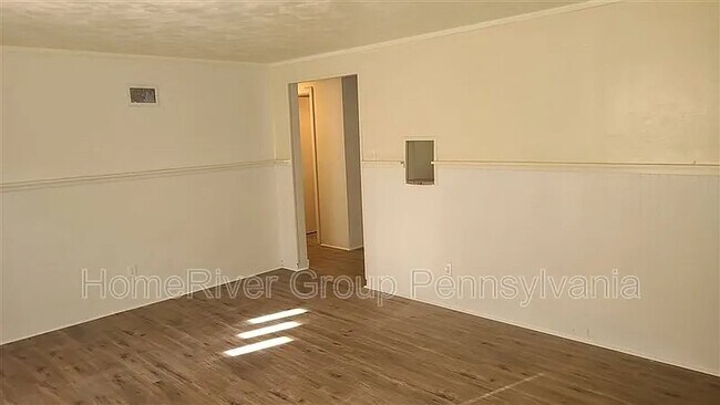 Foto del edificio - 6037 Poketa Rd