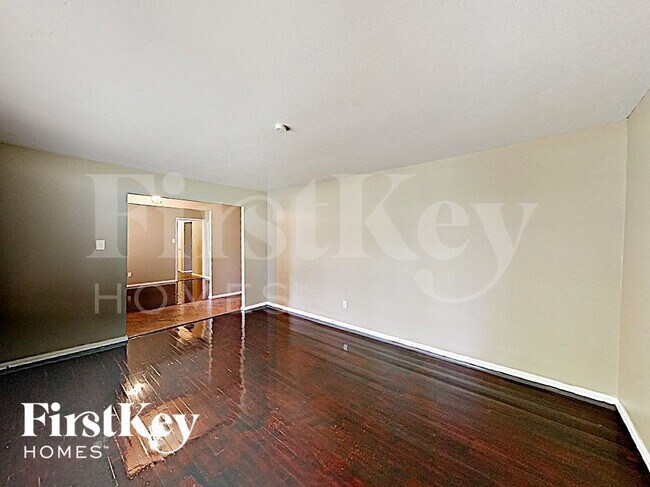 Foto del edificio - 5353 Branridge Rd