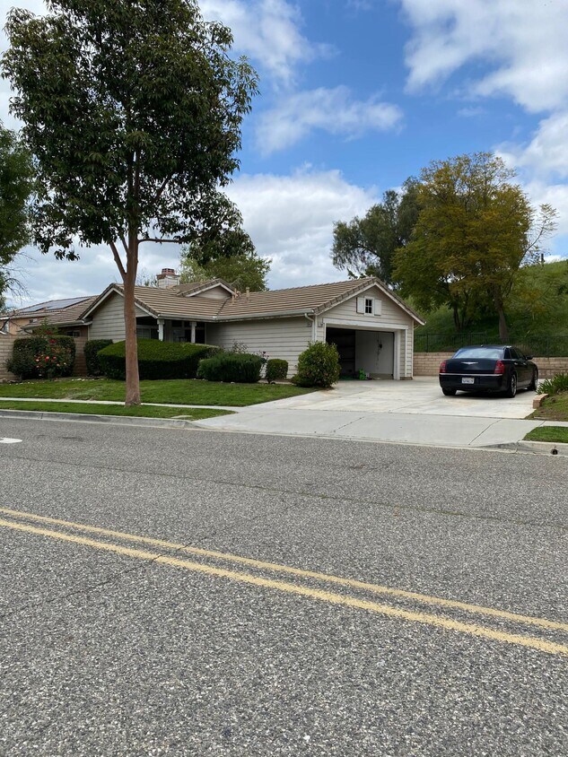 1164 Corto St, Simi Valley, CA 93065 House for Rent in Simi Valley