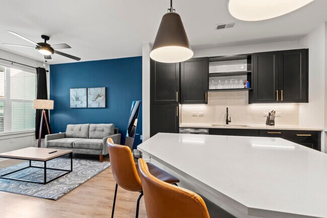 Foto del edificio - 2317 W Grace St