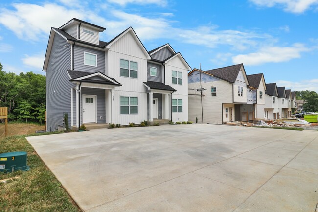 Building Photo - 409 Cook Dr