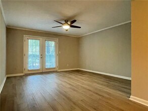 Building Photo - 3521 Essex Ave Building Photo - 3521 Essex Ave