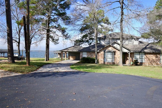 Building Photo - 14011 Hunters Glen