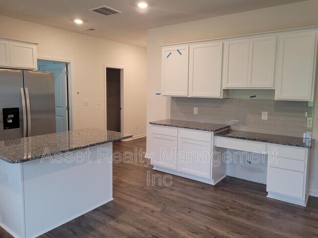 Foto del edificio - 4714 Willow Bluff Cir