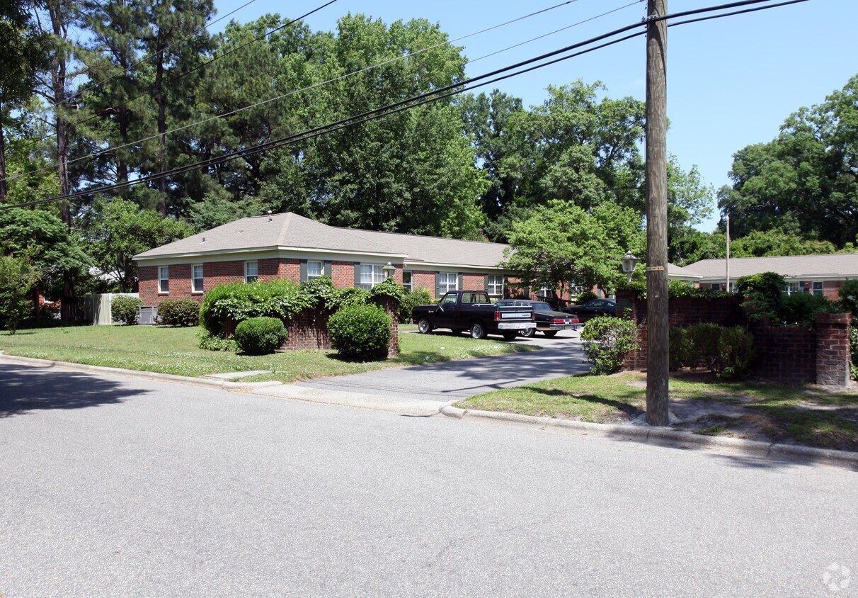 Highland Terrace Apartments in Laurinburg, NC