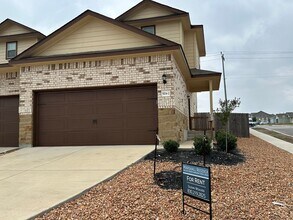 Building Photo - 9204 Canyon Bnd