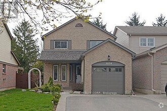 Building Photo - 1074 Montgomery Dr